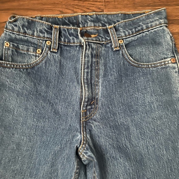 Levis 550 High Rise Mom Jeans  Taper Leg Denim Jeans Dark Wash.  Fit like a 28. - Picture 4 of 8